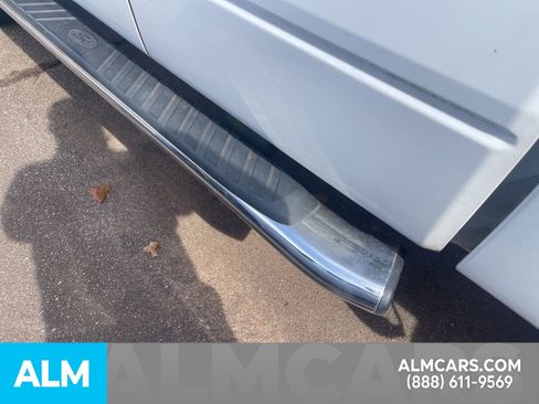 Used 2011 Ford F150 XLT w/ XLT Chrome Pkg image 7