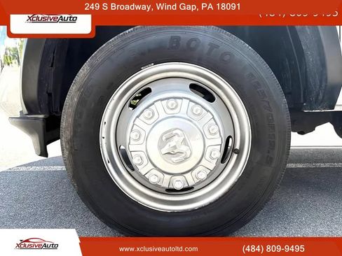 Used 2021 RAM 5500 Tradesman w/ Chrome Appearance Group image 19