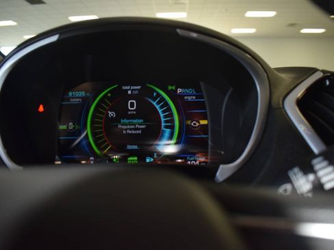 Used 2018 Chevrolet Volt LT FWD image 27
