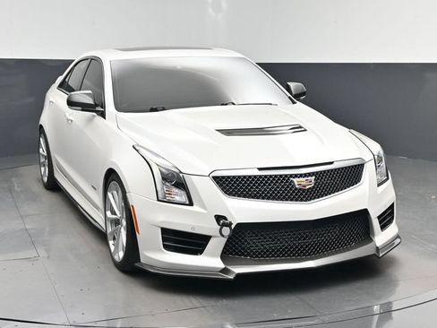 Used 2018 Cadillac ATS V w/ Carbon Fiber Package RWD image 21