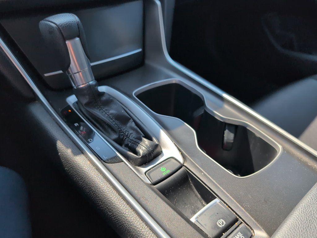 Used 2019 Honda Accord LX image 19