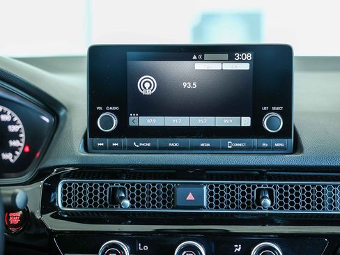 Used 2025 Honda Civic Sport image 19