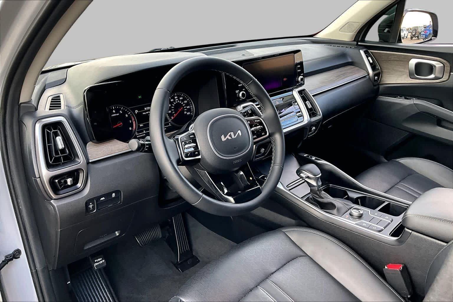 Used 2022 Kia Sorento S AWD/4WD image 18