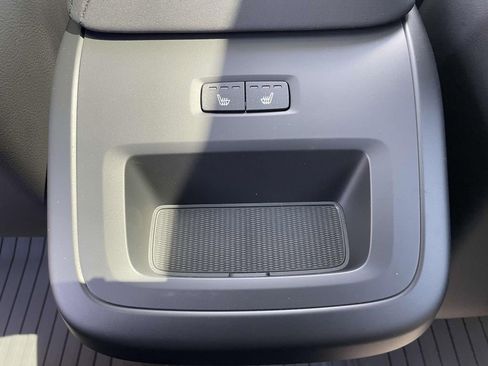 New 2026 Volvo XC60 B5 Plus w/ Protection Package Premier image 4