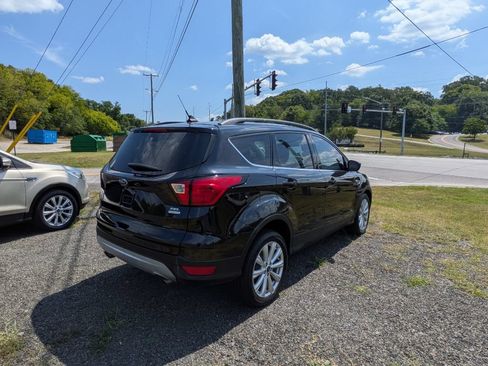 Used 2019 Ford Escape SEL FWD image 4