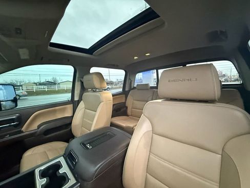 Used 2018 GMC Sierra 2500 Denali w/ Duramax Plus Package image 13