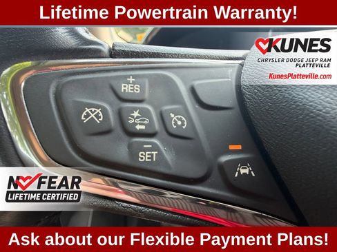 Used 2020 Chevrolet Equinox LT AWD/4WD image 16