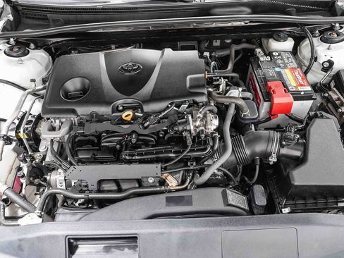 Certified 2021 Toyota Camry SE w/ Convenience Package AWD/4WD image 28