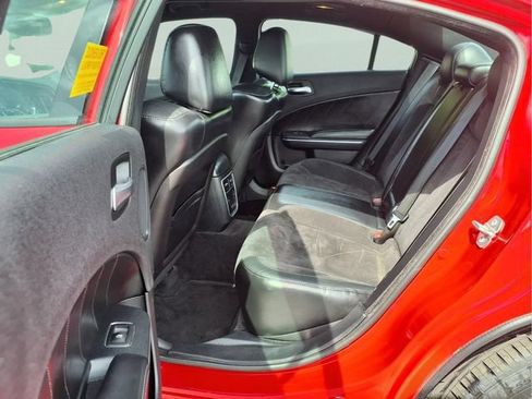 Used 2015 Dodge Charger R/T RWD image 9