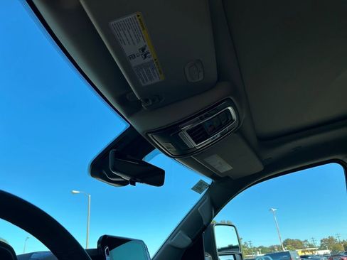 New 2026 RAM 1500 Limited w/ Trailer Tow Group image 23