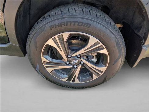 Used 2024 Subaru Crosstrek 2.0i Premium AWD/4WD image 9