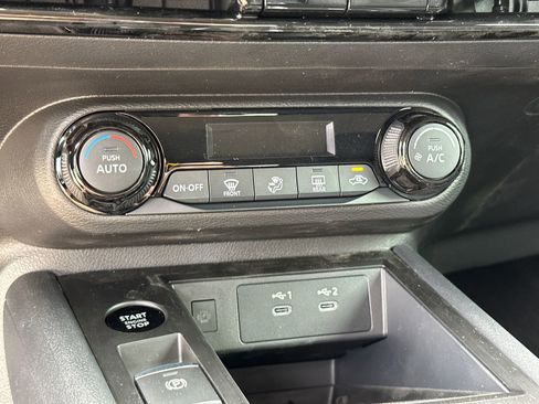 New 2026 Nissan Kicks SV image 28