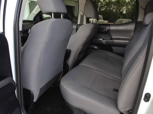 Used 2019 Toyota Tacoma SR5 image 15