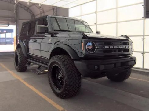 Used 2021 Ford Bronco 4-Door AWD/4WD image 6