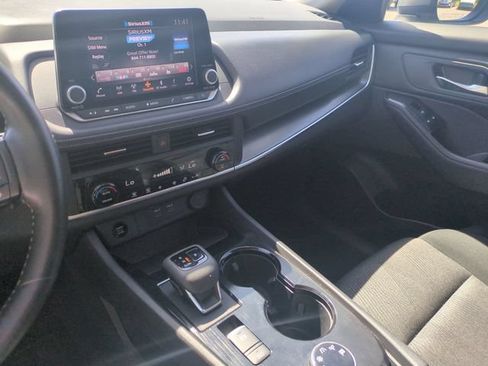 Used 2025 Nissan Rogue SV AWD/4WD image 21