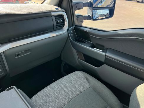 Used 2022 Ford F150 XLT w/ Equipment Group 302A High image 10