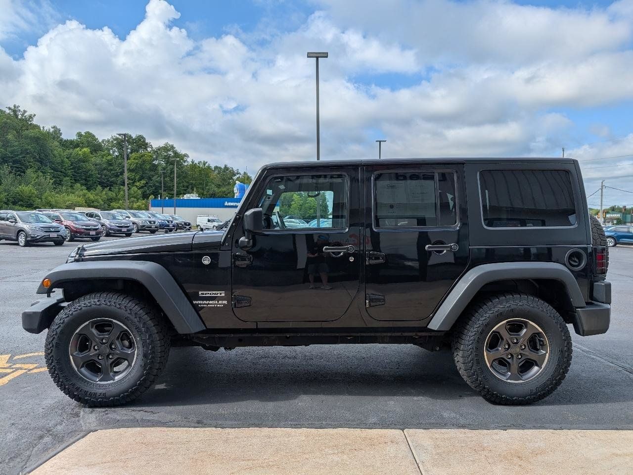 Used 2017 Jeep Wrangler Unlimited Sport w/ Quick Order Package 24S AWD/4WD image 5