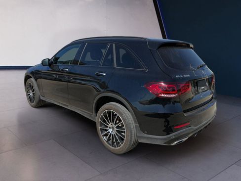 Used 2022 Mercedes-Benz GLC 300 image 3