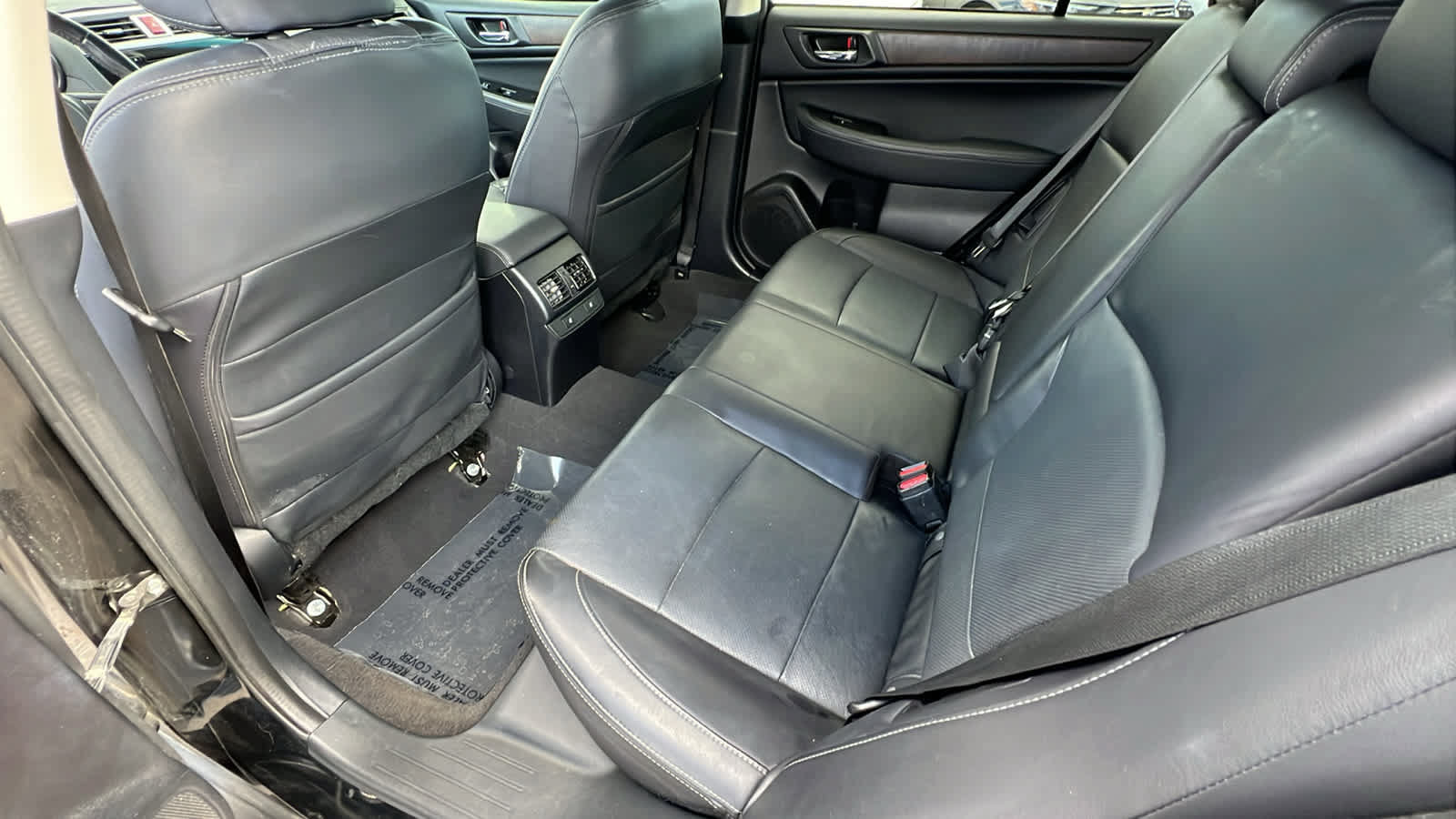 Used 2017 Subaru Outback 2.5i Limited AWD/4WD image 24