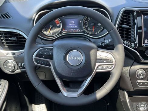 Certified 2021 Jeep Cherokee Limited image 12