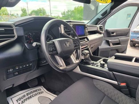 Used 2025 Toyota Tundra SR5 AWD/4WD image 14