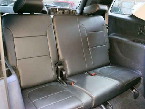 Used 2021 Chevrolet Traverse Premier w/ Redline Edition AWD/4WD image 16