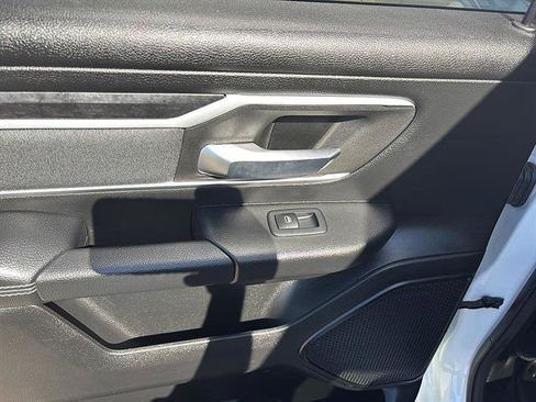 Used 2020 RAM 1500 Big Horn AWD/4WD image 17
