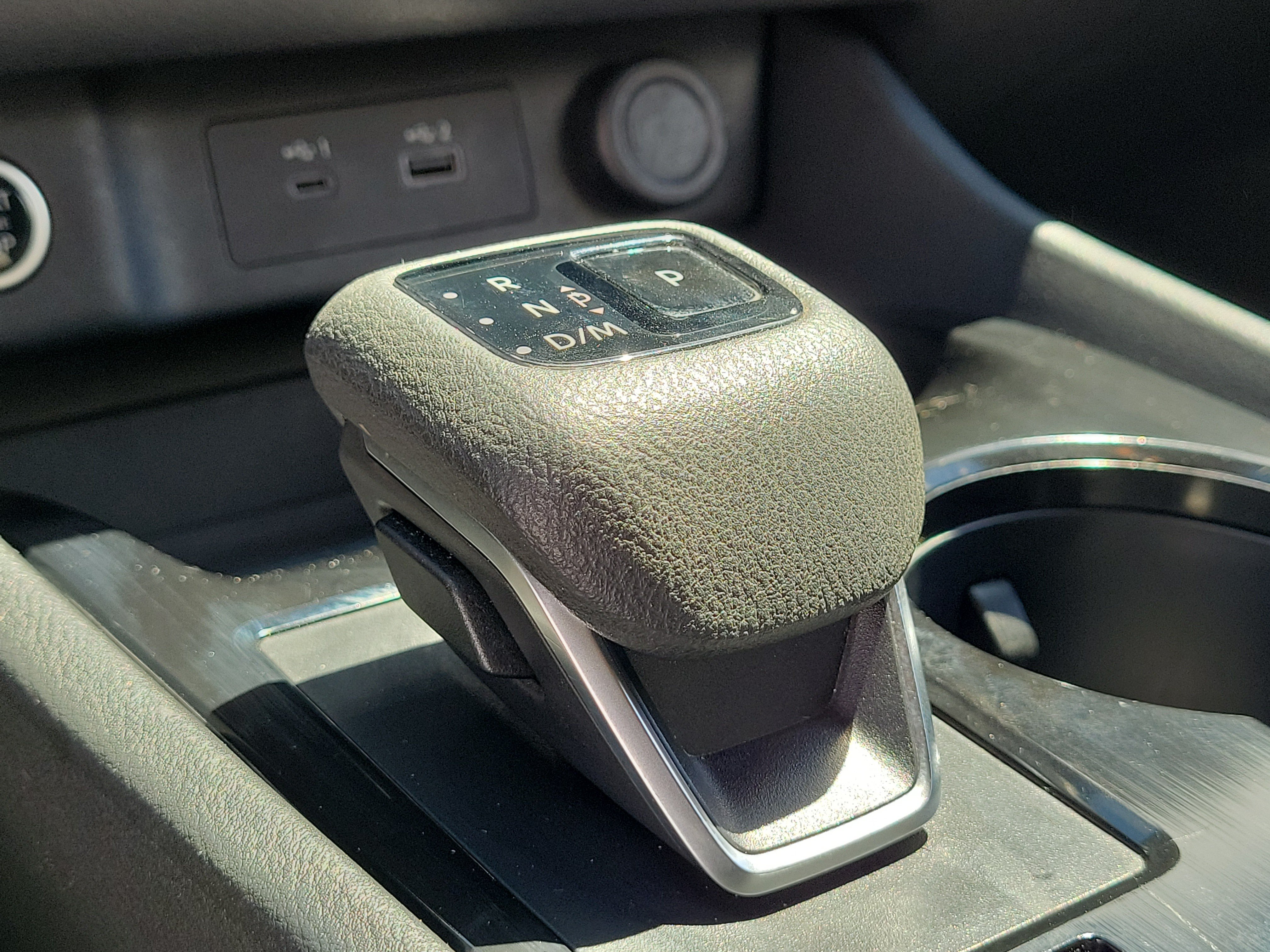 Used 2023 Nissan Rogue SV FWD image 23