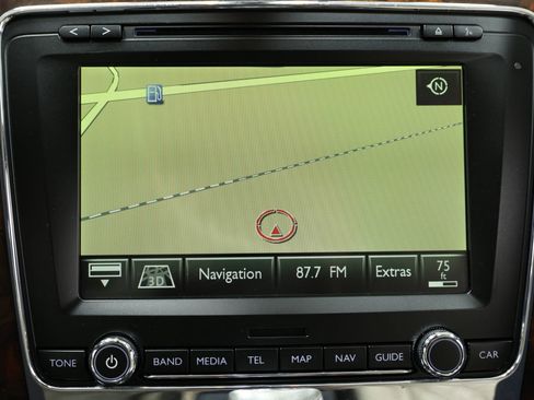 Used 2017 Bentley Continental GT image 32