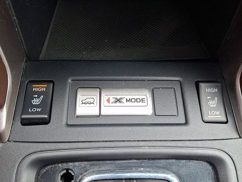 Used 2018 Subaru Forester 2.5i Touring AWD/4WD image 36