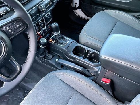 Used 2026 Jeep Wrangler Willys image 17