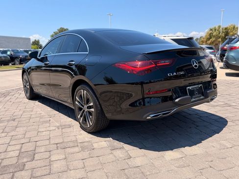 Certified 2025 Mercedes-Benz CLA 250 4MATIC image 11