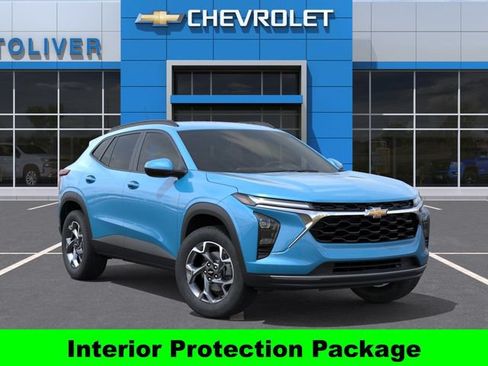 New 2026 Chevrolet Trax LT w/ Driver Confidence Package FWD image 8