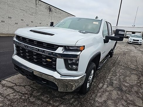 Used 2021 Chevrolet Silverado 2500 LT image 3