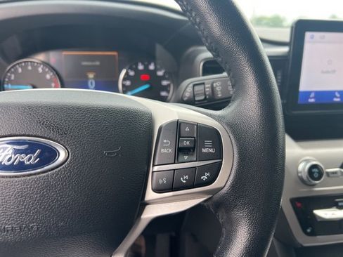 Used 2023 Ford Explorer XLT w/ Equipment Group 202A image 35