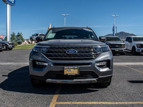 Certified 2024 Ford Explorer XLT w/ Equipment Group 202A AWD/4WD image 2