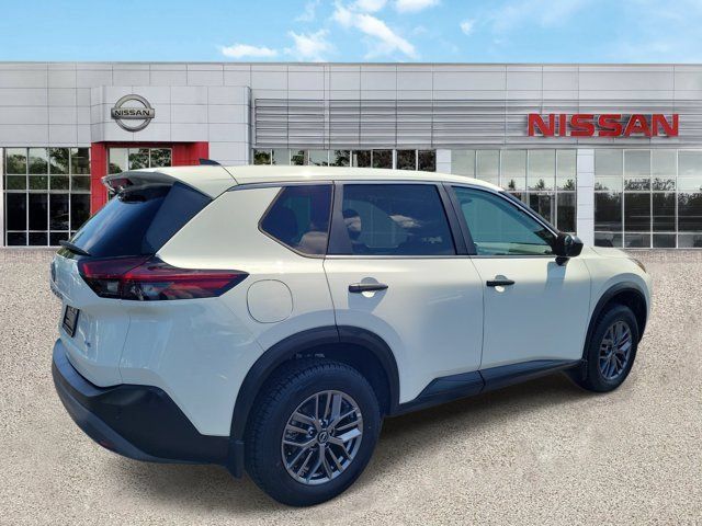 Certified 2023 Nissan Rogue S AWD/4WD image 2