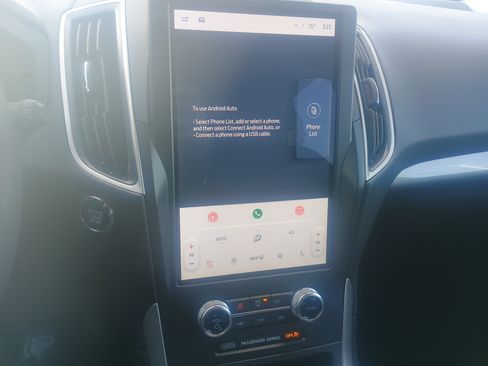 Certified 2024 Ford Edge SEL w/ Convenience Package image 25