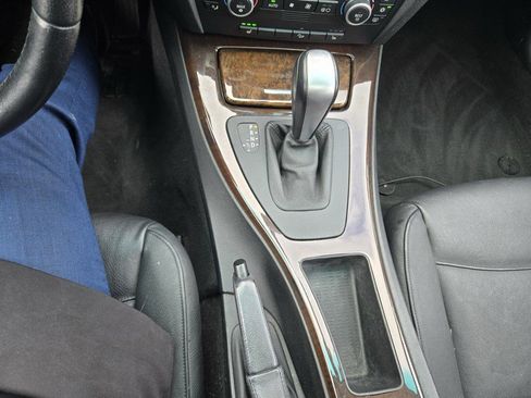 Used 2007 BMW 328xi Sedan image 16