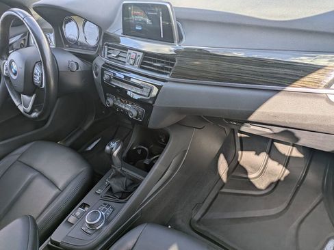 Used 2019 BMW X1 xDrive28i w/ Convenience Package AWD/4WD image 39