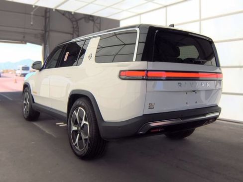 Used 2024 Rivian R1S Adventure AWD/4WD image 4