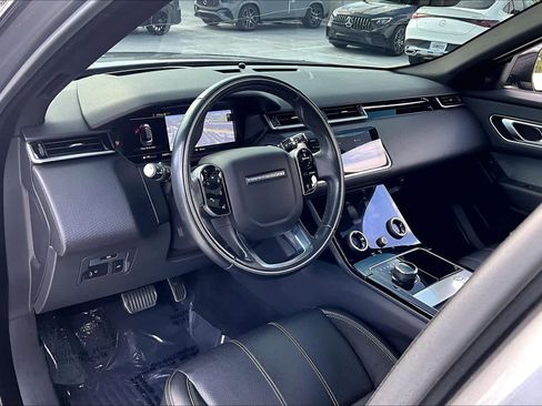 Used 2020 Land Rover Range Rover Velar R-Dynamic S image 18
