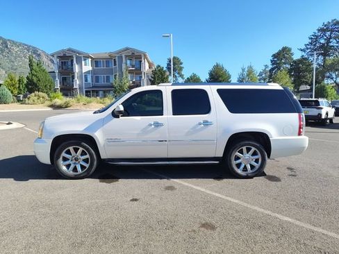 Used 2013 GMC Yukon XL Denali AWD/4WD image 6