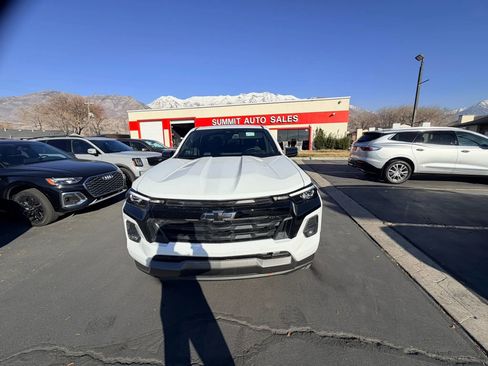 Used 2023 Chevrolet Colorado Z71 w/ Advanced Trailering Package image 9