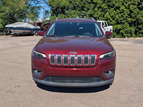 Used 2019 Jeep Cherokee Latitude Plus image 8
