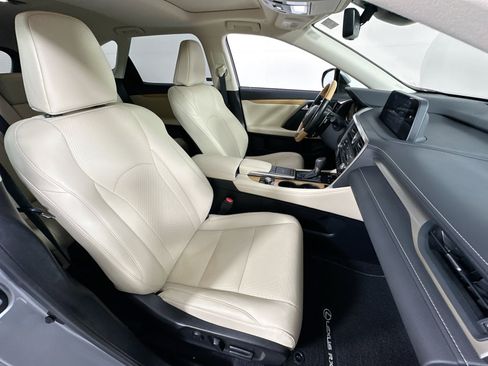 Used 2022 Lexus RX 350L FWD w/ Premium Package image 28