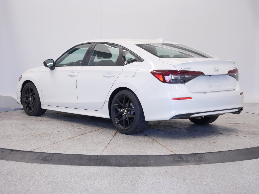 Used 2025 Honda Civic Sport image 3