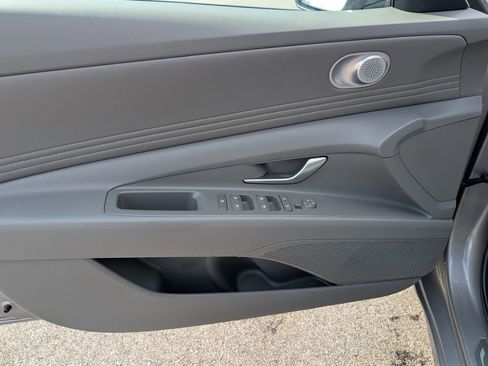 Used 2024 Hyundai Elantra SEL w/ Convenience Package image 14