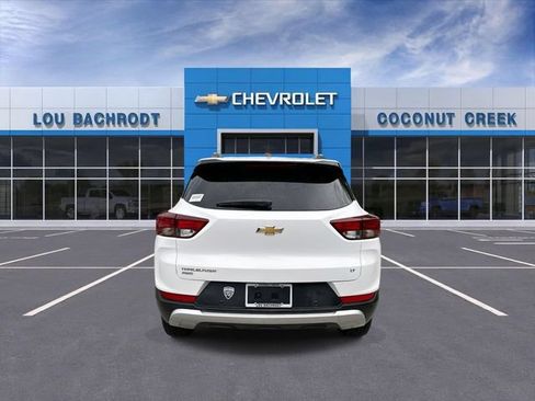 Used 2022 Chevrolet TrailBlazer LT w/ Convenience Package AWD/4WD image 7