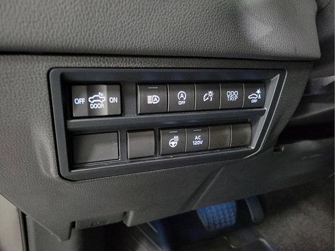 Used 2024 Toyota Tundra Limited AWD/4WD image 13